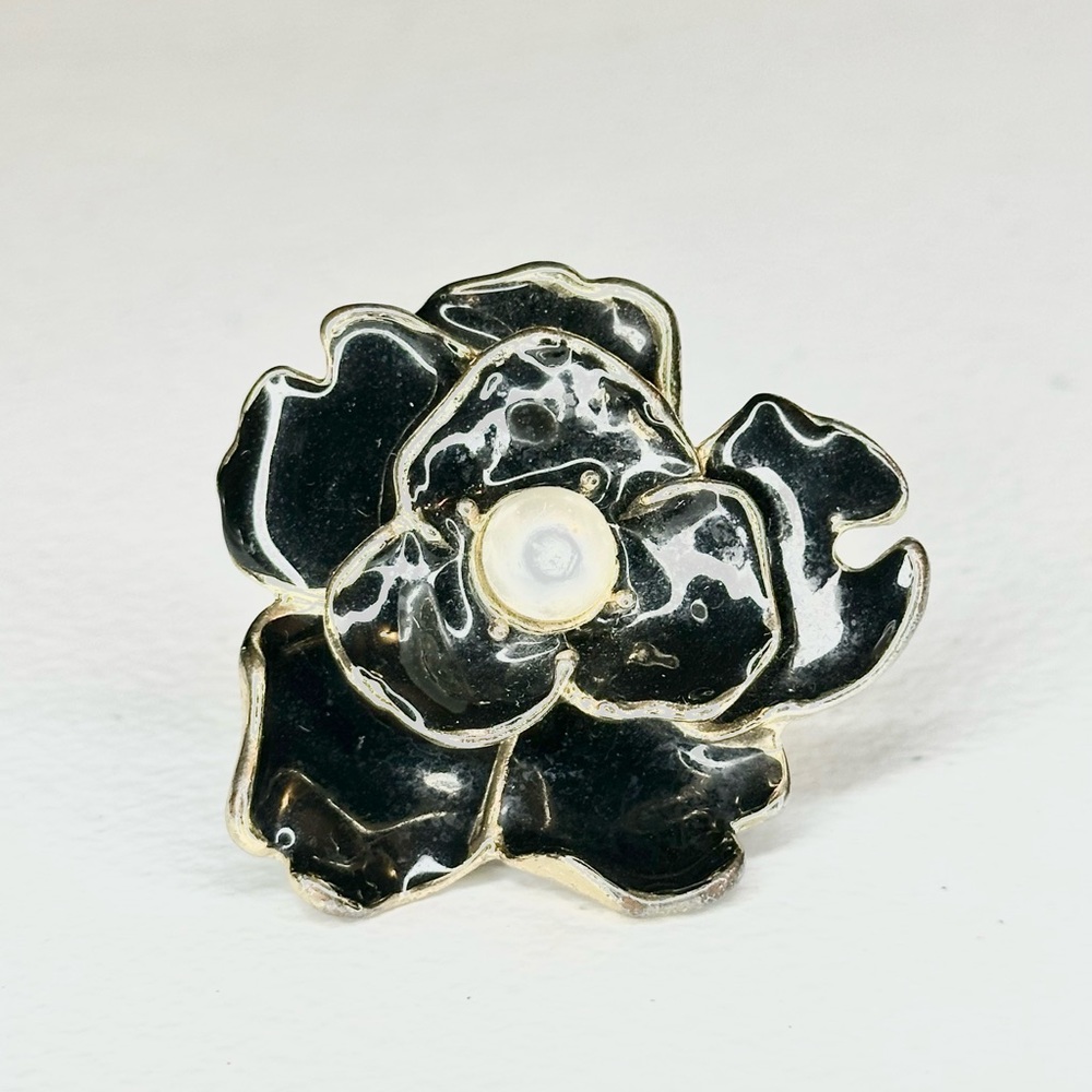Vtg Camella Ring with Faux Pearl